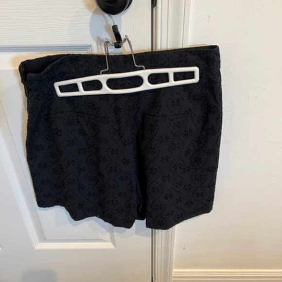 Pearl by Lela Rose Black Eyelet Dress Shorts - Size 4 - NEW with tag - Picture 6 of 6